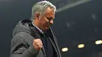 Ekspresi Manajer MU, Jose Mourinho saat MU menyingkirkan Celta Vigo dengan agregat 2-1 di leg kedua semifinal Liga Europa di Old Trafford Stadium, Inggris, Jumat (12/5). (AFP/ PAUL ELLIS)