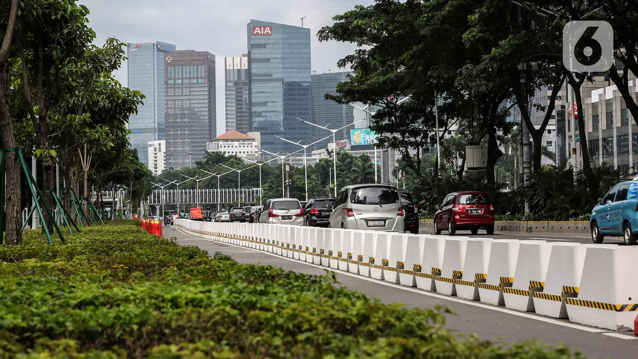 Jalur Sepeda di Jalan Sudirman-Thamrin Mulai Dipermanenkan