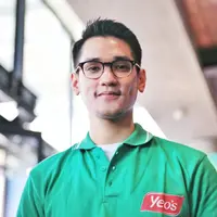 Penyanyi muda dan berbakat asal Indonesia, Afgansyahreza pastinya memiliki segudang aktivitas yang begitu melelahkan untuk dirinya. Ia pun tetap menjalani olahraga di tengah kesibukan karierny. (Adrian Putra/Bintang.com)