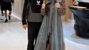 Fitri Carlina ungkap rasa bangganya kepada pria asal Korea Selatan itu berkat sejarah dan prestasi yang ditorehkan bersama Timnas Indonesia selama 5 tahun. Dan juga sudah berbagi kenangan indah yang membanggakan bersama para suporter sepak bola Indonesia, khususnya Timnas. (Liputan6.com/IG/@fitricarlina)