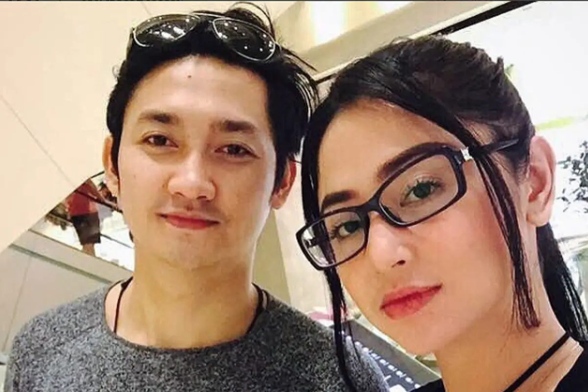 Dewi Perssik dan Angga Wijaya