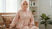 12 Gamis Batik Pastel Motif Lembut untuk Acara Keluarga Sederhana, Tampil Anggun