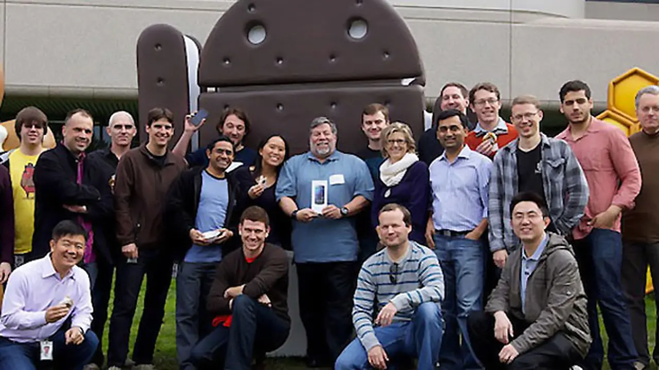 apple-android-140207b.jpg