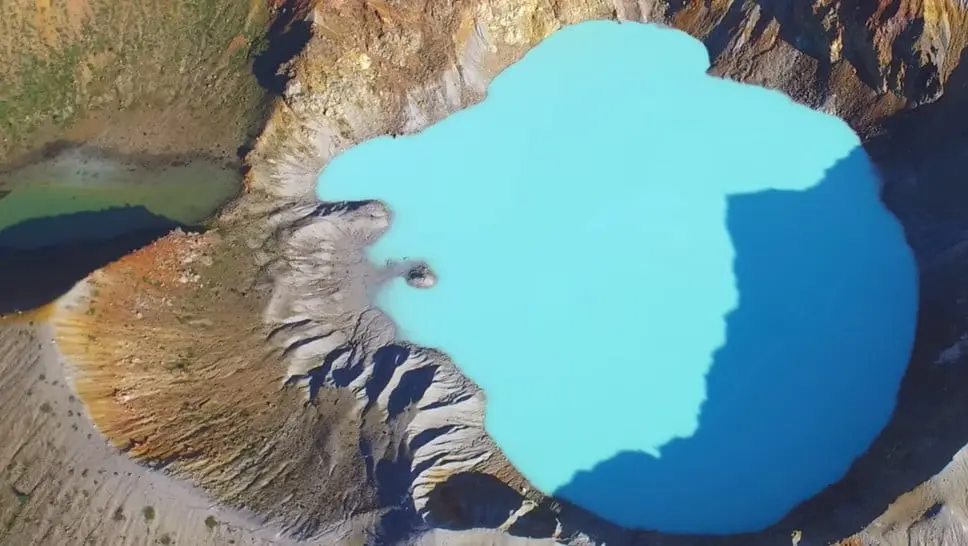 Foto danau di atas gunung ini diambil di Gunma, Jepang (Doc: Dronestagram/ Tm39)