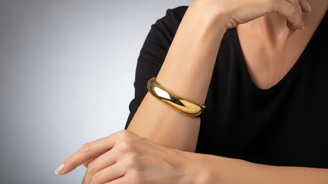 Model Gelang Emas untuk Usia 50 Tahun ke Atas 2026