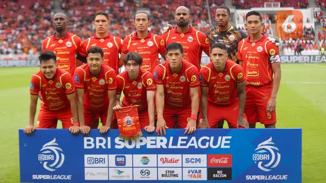 Persija Jakarta melawan Persijap Jepara.