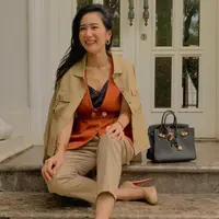 Di masa pandemi seperti sekarang ini memang banyak mengubah kegiatan banyak orang. Termasuk Bunga Zainal yang berprofesi sebagai aktris. Ia mengaku sudah merindukan lokasi syuting lantaran selama beberapa bulan belakangan mengurangi kegiatan syutingnya. (Instagram/bungazainal05)