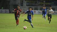 Persib U-19 gagal meraih juara Liga 1 U-19, setelah kalah dari Persipura. (Bola.com/Muhammad Ginanjar)