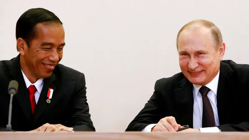 Presiden Rusia Vladimir Putin dan Presiden Jokowi.