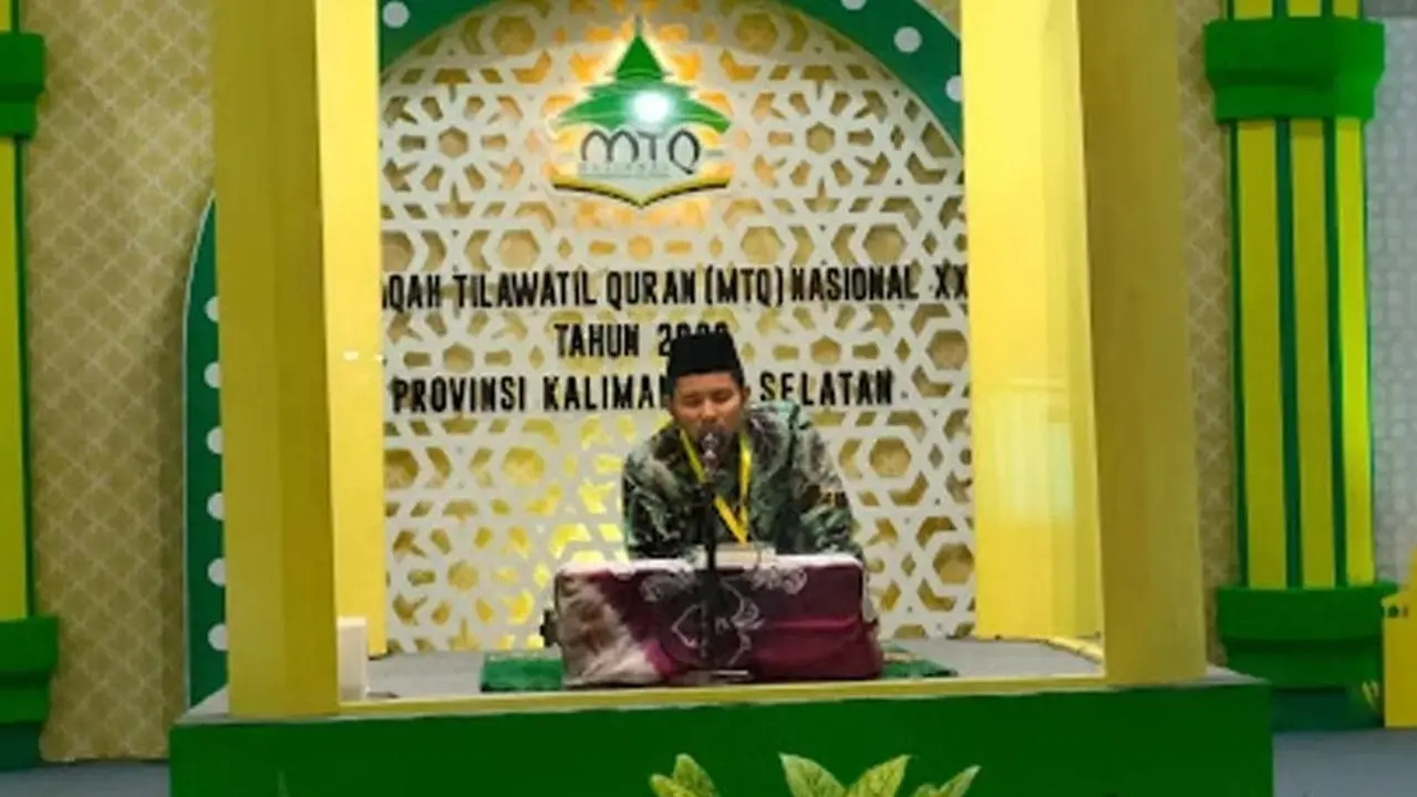 Ahmad Syaifudin Kontingen Jawa Timur asal Banyuwangi menjadi juara 1 lomba tafsir Bahasa Inggris putra Dal MTQ Nasional ke XXIX, di Kalimantan Selatan (Istimewa)