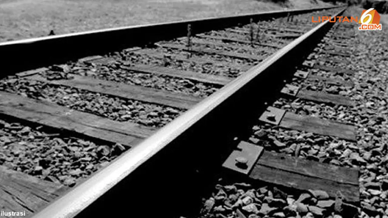 kereta-tabrak130211b.jpg
