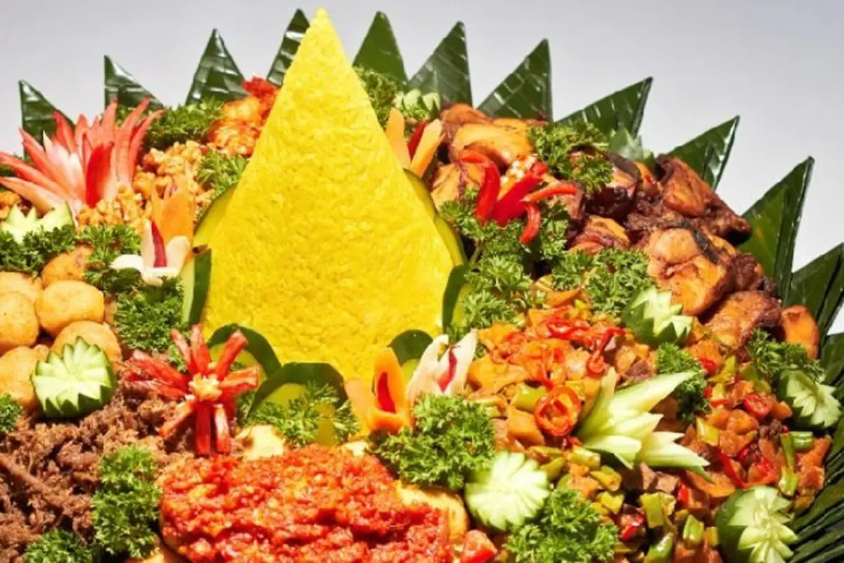 [Bintang] HUT RI Ke-71, Ini 5 Makanan yang Sering Dilihat Saat Lomba