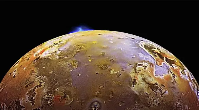 Mencengangkan, Ada Gunung Raksasa di Bulan Planet Jupiter