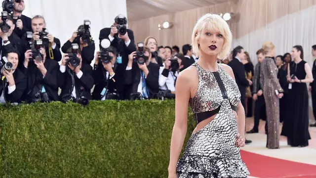 [Bintang] Taylor Swift