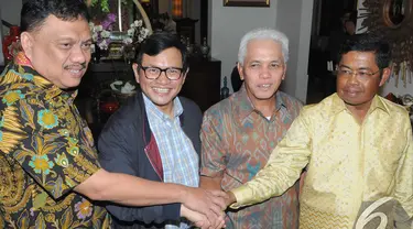  Kesepakatan damai antara KIH dengan KMP di kediaman Hatta Rajasa, Jakarta, Sabtu (15/11/2014)(Liputan6.com/Herman Zakharia)