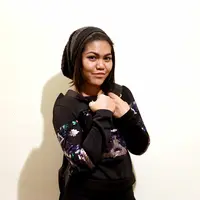 Bermodal nekad mengikuti audisi dangdut yang diadakan oleh stasiun Indosiar. Kerja keras Weni membuahkan hasil. Kini, Weni menjadi bintang baru yang akan meramaikan industri musik Tanah Air. (Nurwahyunan/Bintang.com)