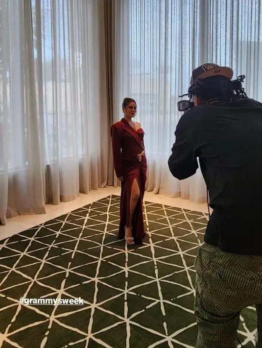 Raisa Andriana, menjadi salah satu wakil penyanyi Indonesia yang diundang untuk hadir di ajang prestige tersebut. [@raisa6690/@archangelachelsea]
