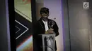 I Gusti Agung Pranan memberikan sambutan usai menerima penghargaan Liputan 6 Award 2017 di Studio SCTV Tower, Jakarta, Sabtu (20/5). Sebanyak enam orang terpilih meraih Liputan 6 Awards 2017. (Liputan6.com/Faizal Fanani)