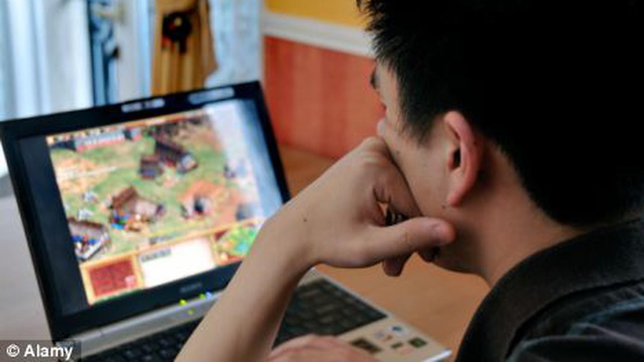 Main Game 3 Hari, Pria Taiwan Meninggal di Warnet