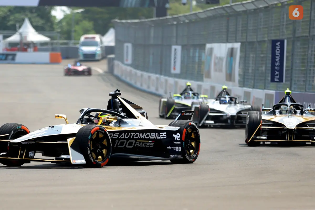 Sesi Kualifikasi Balapan Formula E 2023