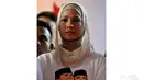 Artis sekaligus politisi Gerindra Rachel Maryam, larut dalam acara deklarasi Gema Indonesia  untuk capres-cawapres Prabowo-Hatta di Rumah Polonia, Jakarta, Rabu, (21/5/14) (Liputan6.com/Johan Tallo)