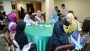 Masa karantina 20 finalis Puteri Muslimah Indonesia telah dimulai sejak sepekan lalu. Berbagai rangkaian agenda diikuti para finalis sebagai pembekalan menuju ke malam final pada 8 Mei 2017 nanti. (Adrian Putra/Bintang.com)