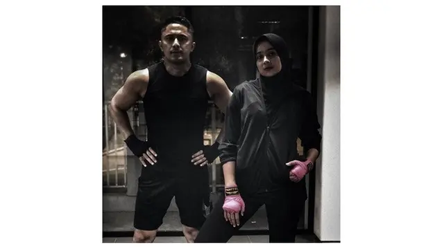 6 Potret Hengky Kurniawan dan Istri saat Olahraga Bersama, Kompak Banget