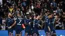 <p>Sebelum laga kontra Lens, PSG hanya membutuhkan tambahan satu poin untuk mengunci gelar juara. PSG memang gagal mengalahkan Lens, tapi hasil imbang ini sudah cukup bagi mereka untuk memastikan diri jadi juara. (AFP/Alain Jocard)</p>