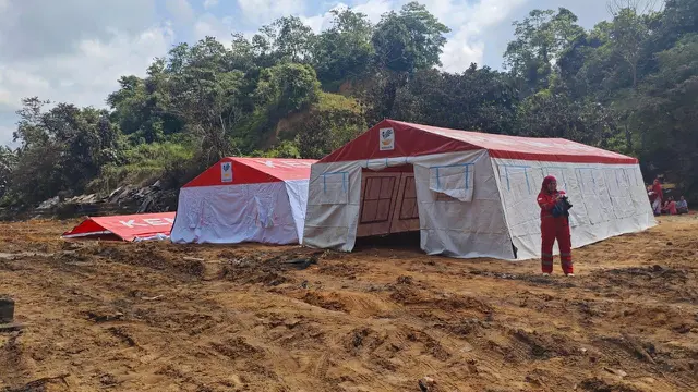 Kemensos Sigap Salurkan Bantuan untuk Korban Kebakaran Puuwatu Kendari