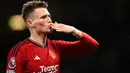 Scott McTominay, Gelandang bertahan berusia 27 tahun asal Skotlandia ini dipromosikan dari tim U-23 Manchester United ke tim senior sejak awal musim 2017/2018. Pada musim 2023/2024 ia telah mencetak 6 gol bagi MU dari 19 laga di Premier League dan sementara menjadi top skor MU musim ini. (AFP/Oli Scarff)