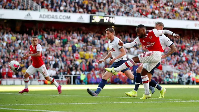 Arsenal v Tottenham Hotspur - Premier League