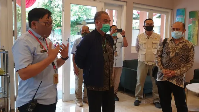 Dirjen Peternakan dan Kesehatan Hewan Kementan Nasrullah melakukan kunjungan kerja ke Pusat Veteriner Farma (Pusvetma). (Dok Kementan)