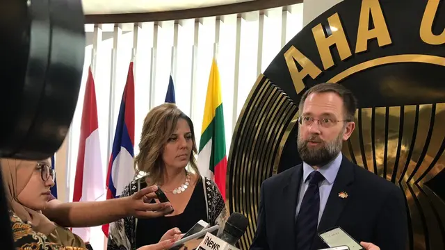 AHA Centre bekerja sama dengan RELO Kedutaan Besar AS di Jakarta mengadakan kursus Bahasa Inggris bagi BNPB se-ASEAN (Liputan6.com / Aqilah Ananda Purwanti)