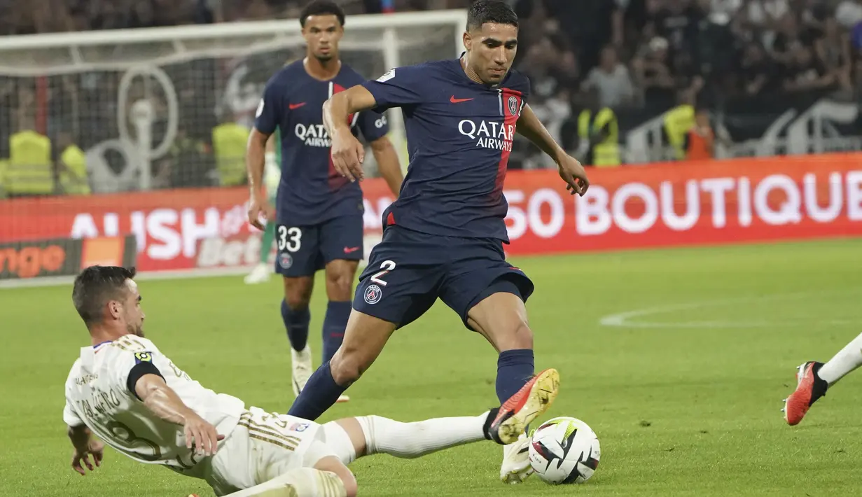 PSG sukses menghajar Lyon dengan skor 4-1. (AP Photo/Laurent Cipriani)