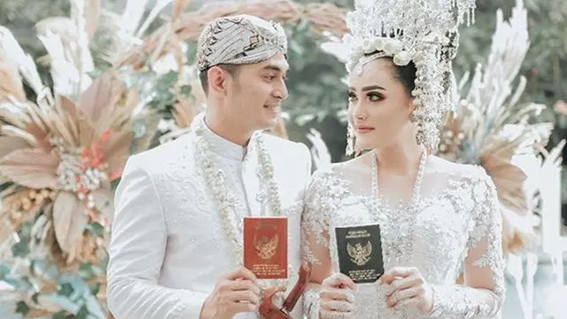 Ichal Muhammad dan Dafina Resmi Menikah, Ini 7 Potret Mesra Keduanya