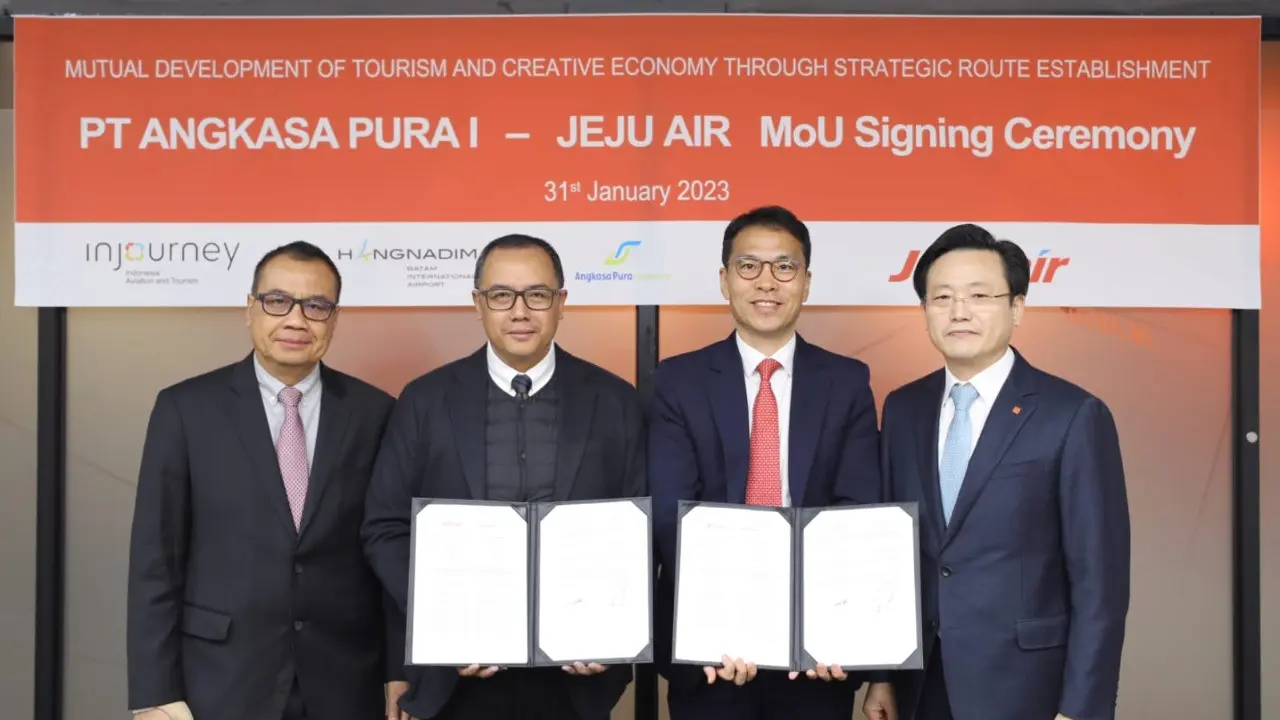  MoU antara Angkasa Pura I dengan Jeju Air tentang Pengembangan Pariwisata dan Ekonomi Kreatif melalui Pembukaan Rute Penerbangan di Jeju Air Seoul Branch 3F, Aviation Services Center 3F, Seoul, Korea Selatan, pada Selasa, 31 Januari 2023.