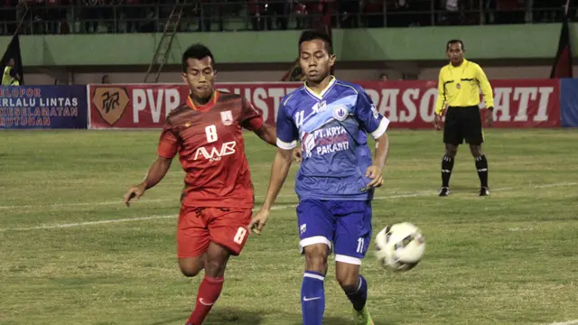 Persis Solo
