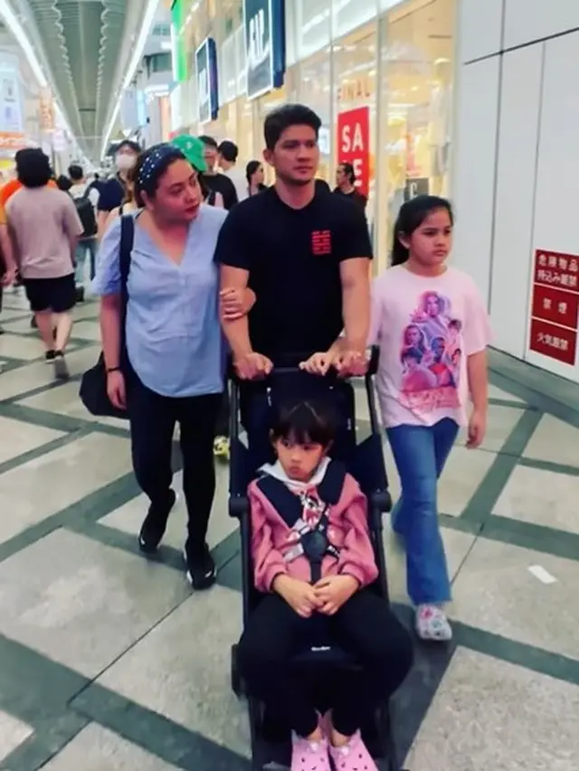 Audy Item dan Iko Uwais (Instagram/audyitem)