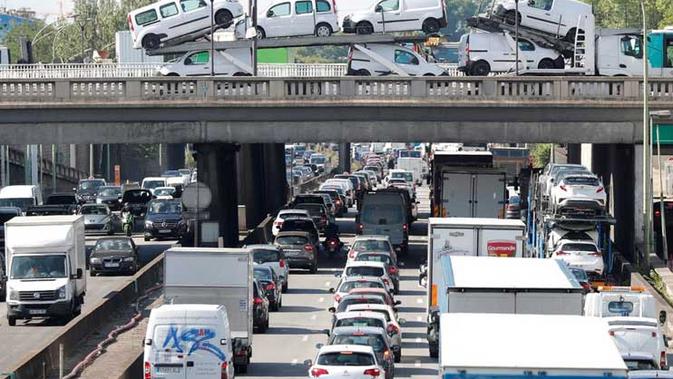 Uni Eropa Mulai Berikan Tenggat Waktu untuk Produksi Mobil Konvensional - Vimarsana News