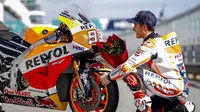 Marquez rayakan hari Valentine dengan motor (twitter)