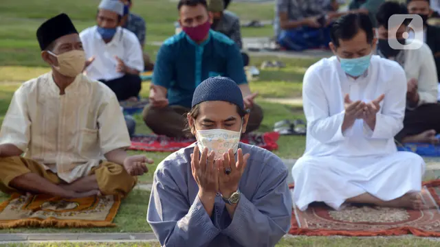 FOTO: Jakarta Islamic Centre Terapkan Protokol Kesehatan Salat Idul Adha