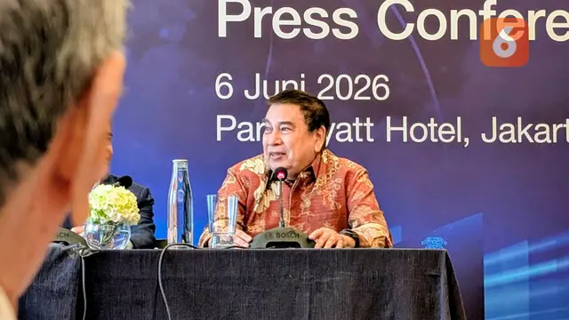 Pasien operasi robotik total knee replacement Siloam Hospitals, Iskandar