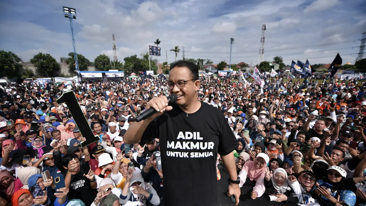 Calon Presiden (Capres) nomor urut 01 Anies Baswedan mengawali kampanye akbar di Tangerang, Banten. Di sana, Anies melontarkan pujian kepada massa pendukungnya.