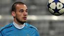 Playmaker Inter Milan asal Belanda Wesley Sneijder bersiap jelang laga kontra Bayern Muenchen dalam leg kedua babak 16 besar Liga Champions di Munich, 14 Maret 2011. AFP PHOTO/JOHN MACDOUGALL