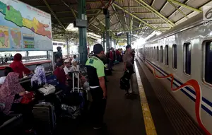 Ada Demo BEM UI, Perjalanan Kereta dari Gambir Tetap Normal