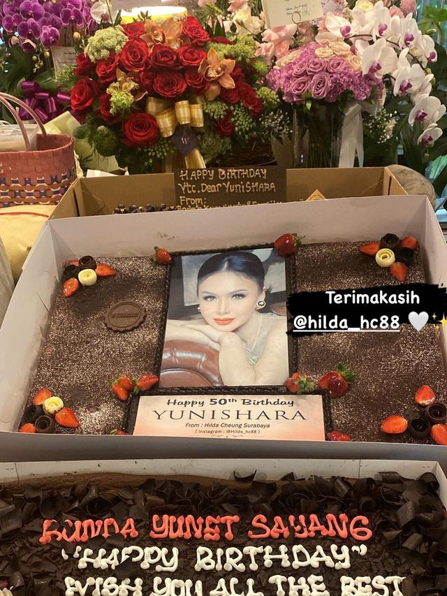 ulang tahun yuni shara - Perayaan Ulang Tahun Selebriti Mewah