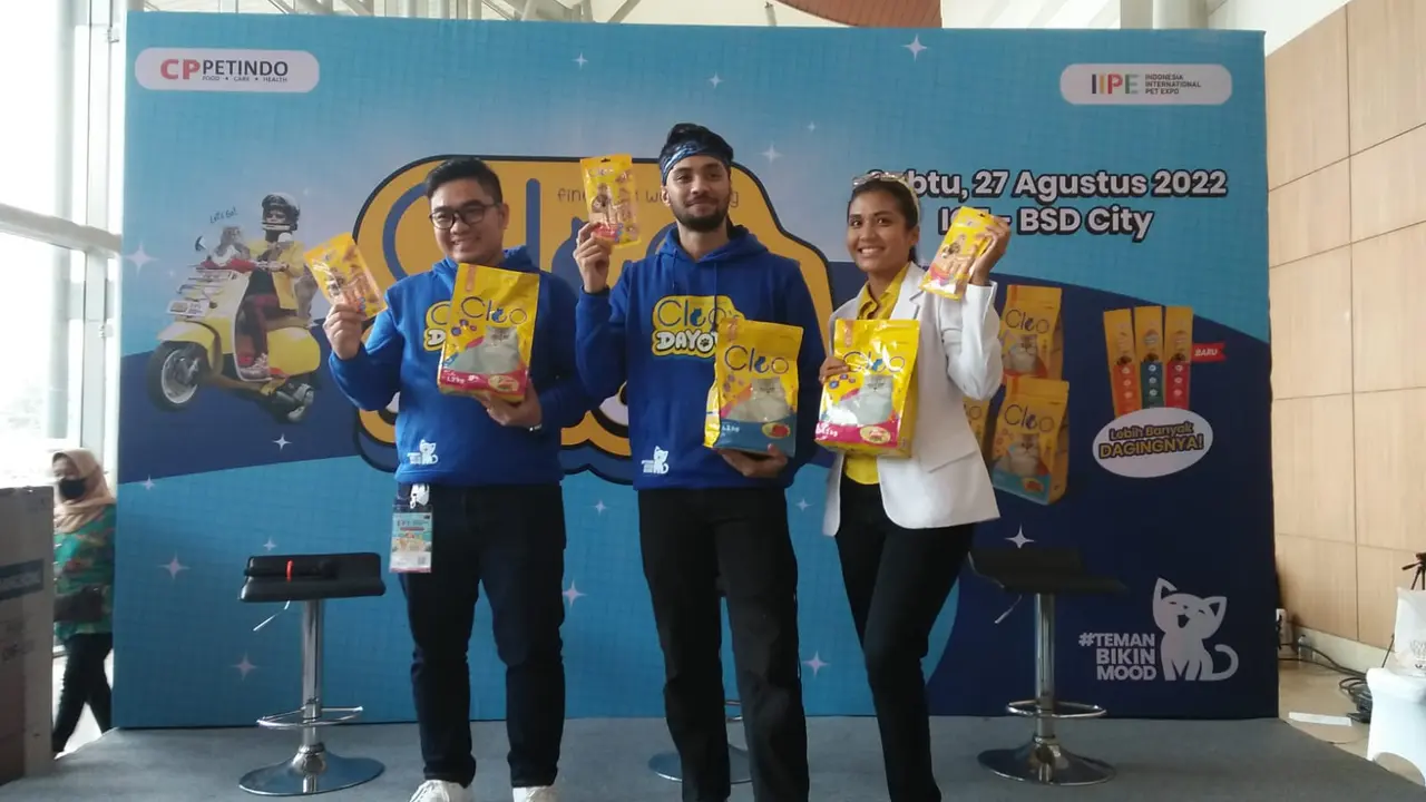 Cleo Ajak Si Mpus Keliling Kota, Yuk Intip Keseruannya