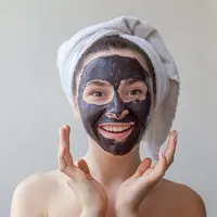 6 Manfaat Masker Charcoal Untuk Kesehatan Kulit / copyright shutterstock