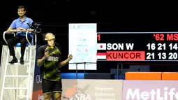 Sebelumnya pada babak semifinal, Sony Dwi Kuncoro, membuat kejutan dengan menaklukan pebulutangkis andalan China, Lin Dan. (PBSI/Nafielah)