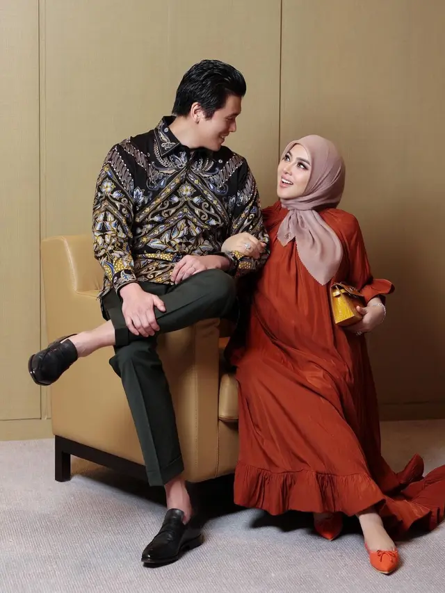8 Potret Syahrini di Kehamilan 8 Bulan, Sudah Siapkan Kamar Bayi